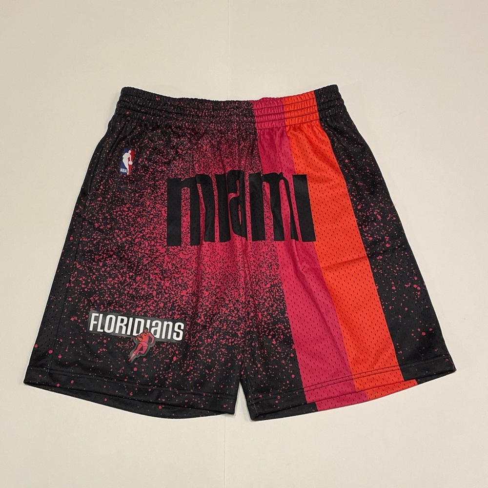 MITCHELL & NESS MIAMI HEAT FLORIDIANS RE-TAKE GRADIENT SWINGMAN SHORTS